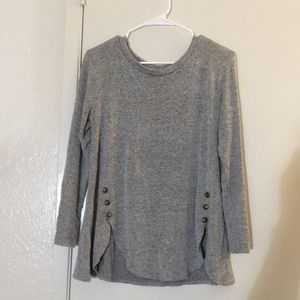 Gray Long Sleeve with Buttons, Size: M